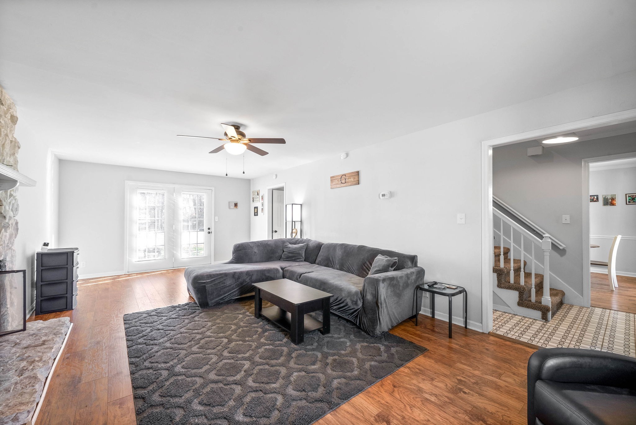 1911 Claymont Dr