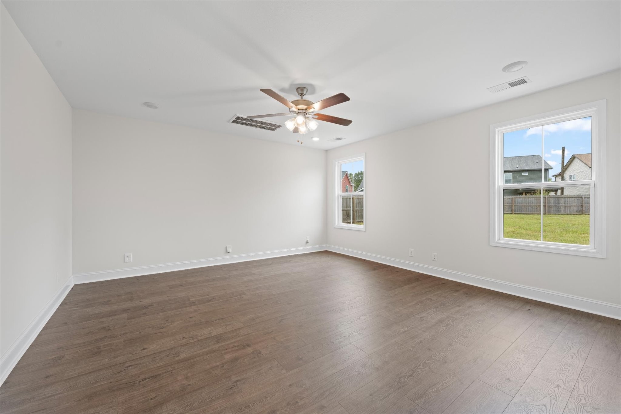 210 Notgrass Rd