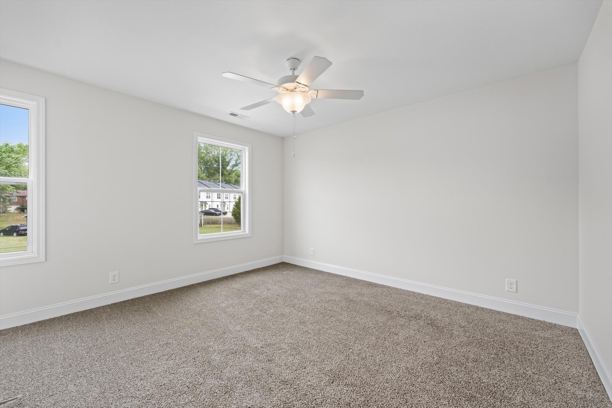 210 Notgrass Rd