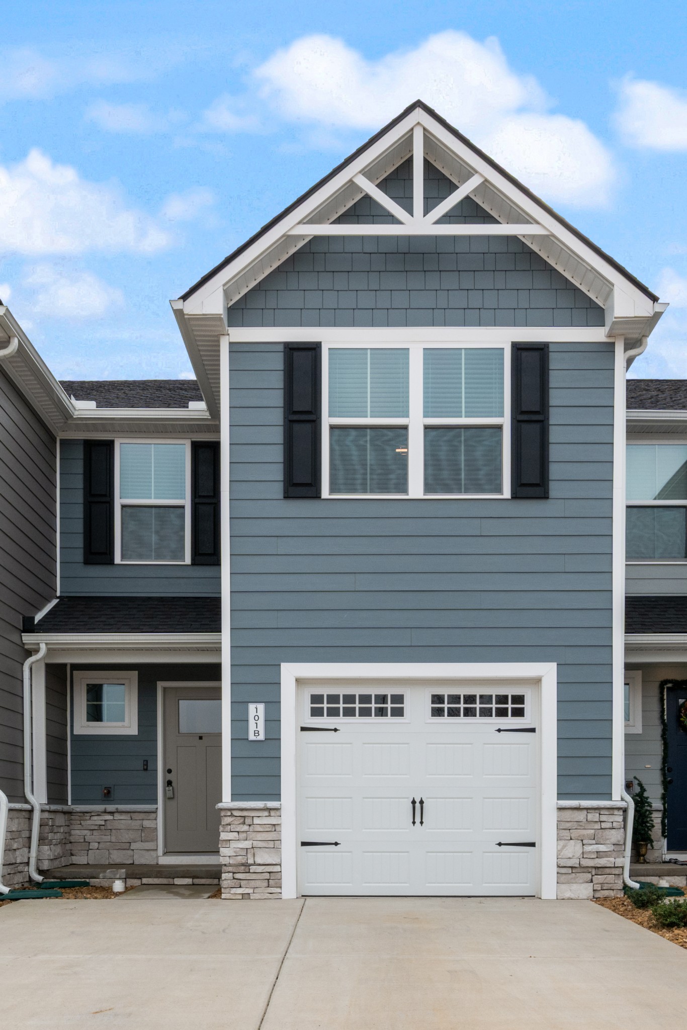 101B Bullpen Ct Unit: B