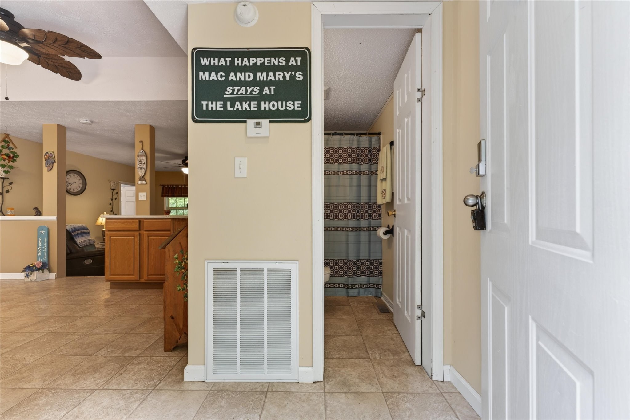 122 Lakeview Rd
