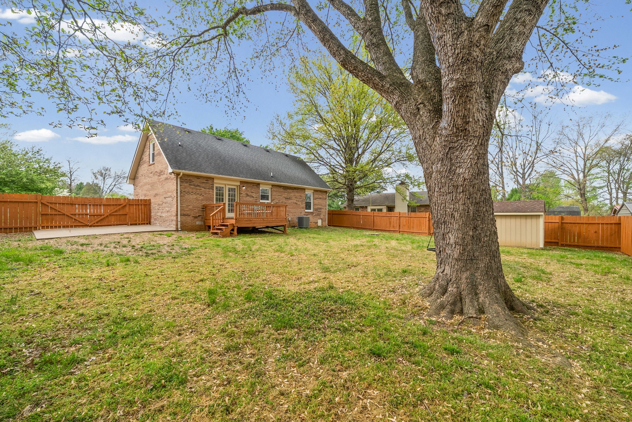 1189 Woodbridge Dr