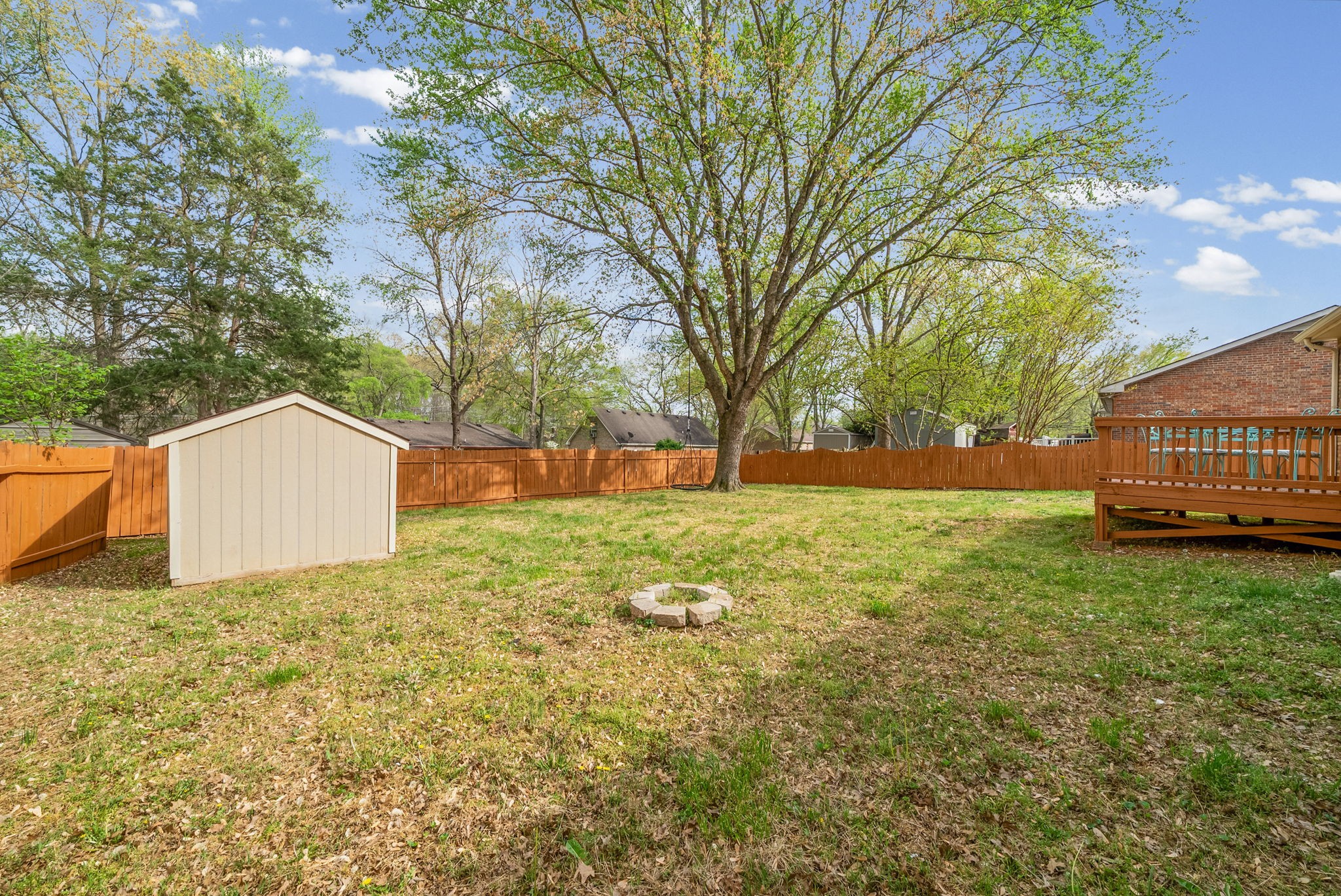 1189 Woodbridge Dr