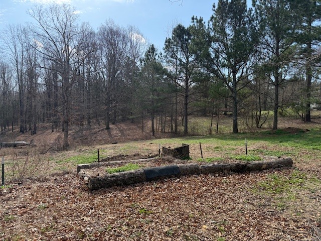 60 Robert Barnhill Rd