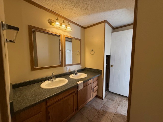 60 Robert Barnhill Rd