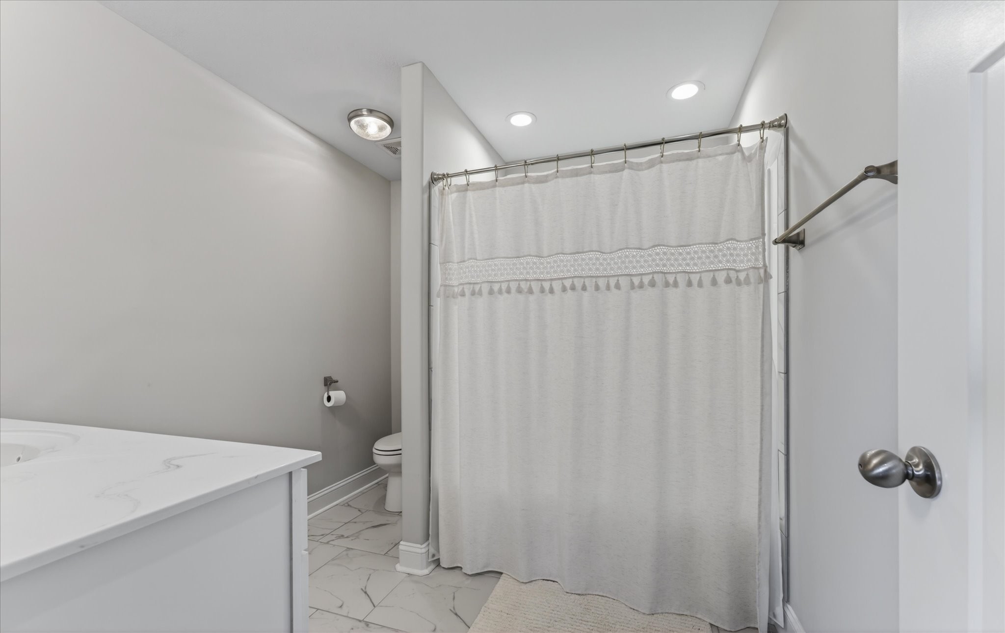 100 Hayward Fields Dr