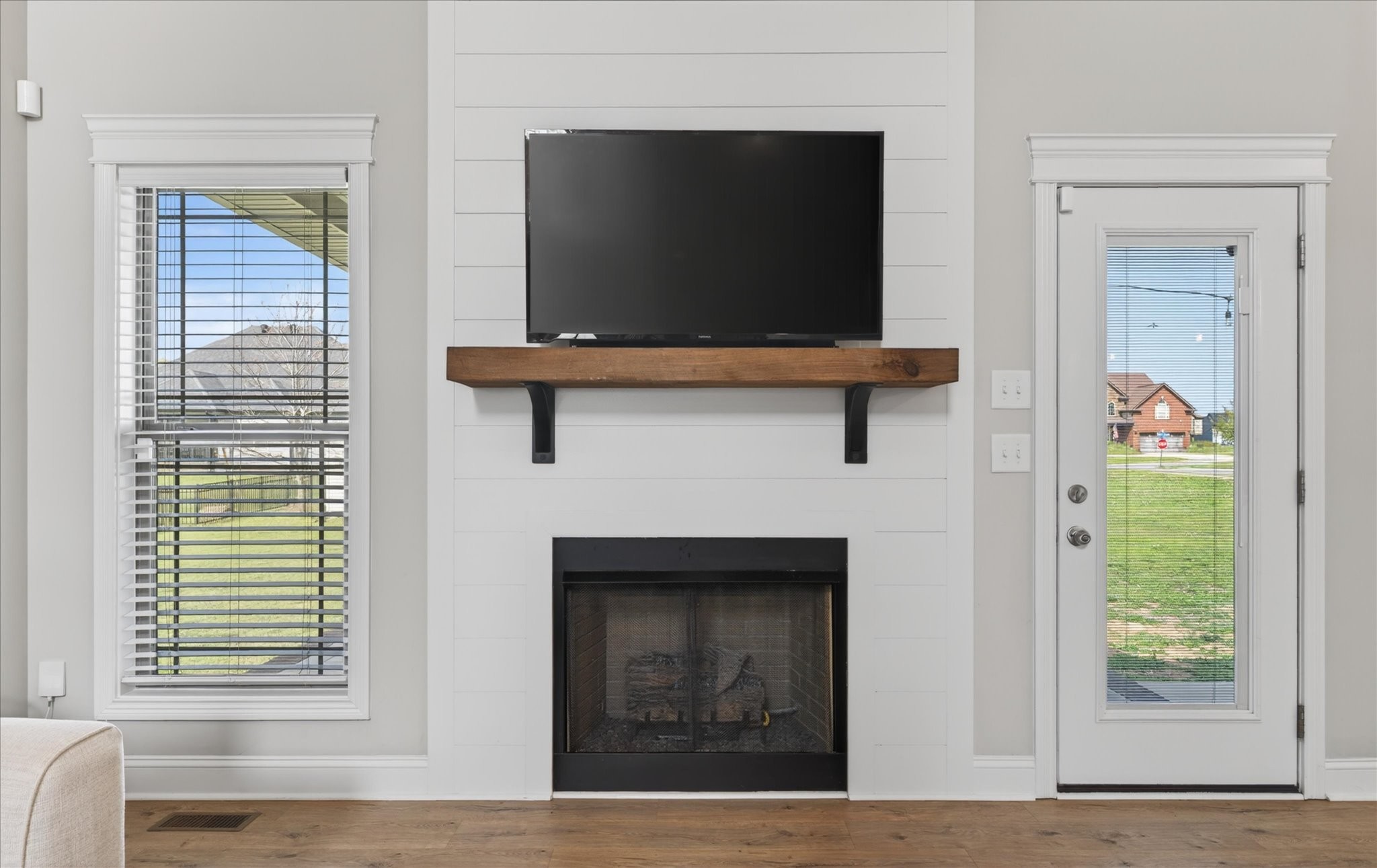 100 Hayward Fields Dr