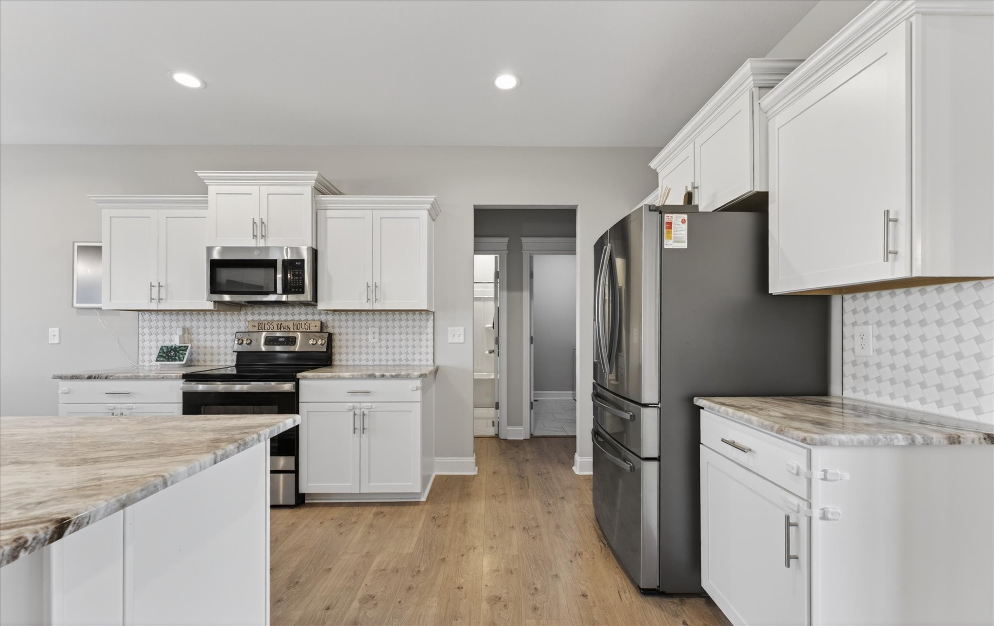 100 Hayward Fields Dr