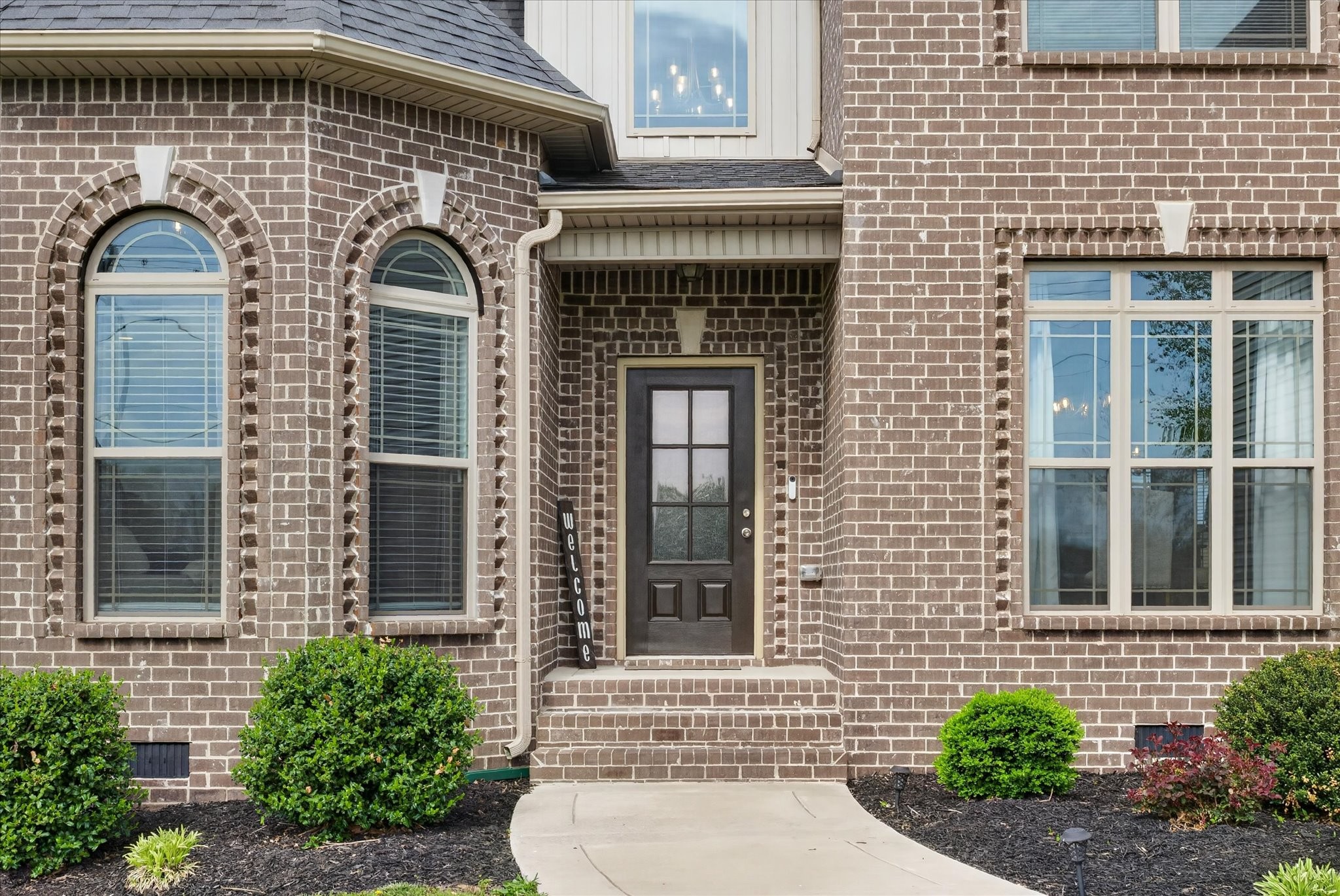 100 Hayward Fields Dr