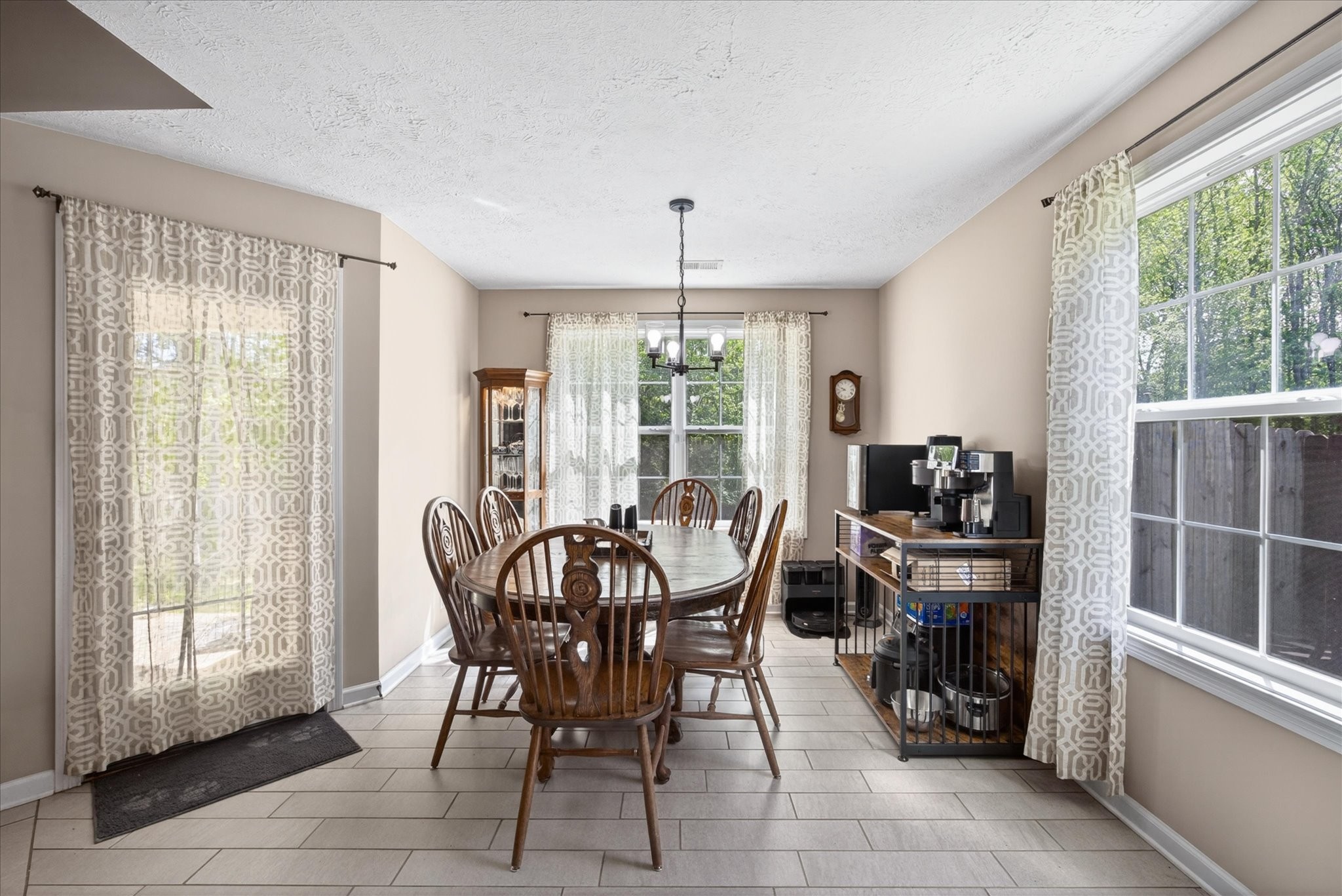 1388 Freedom Dr