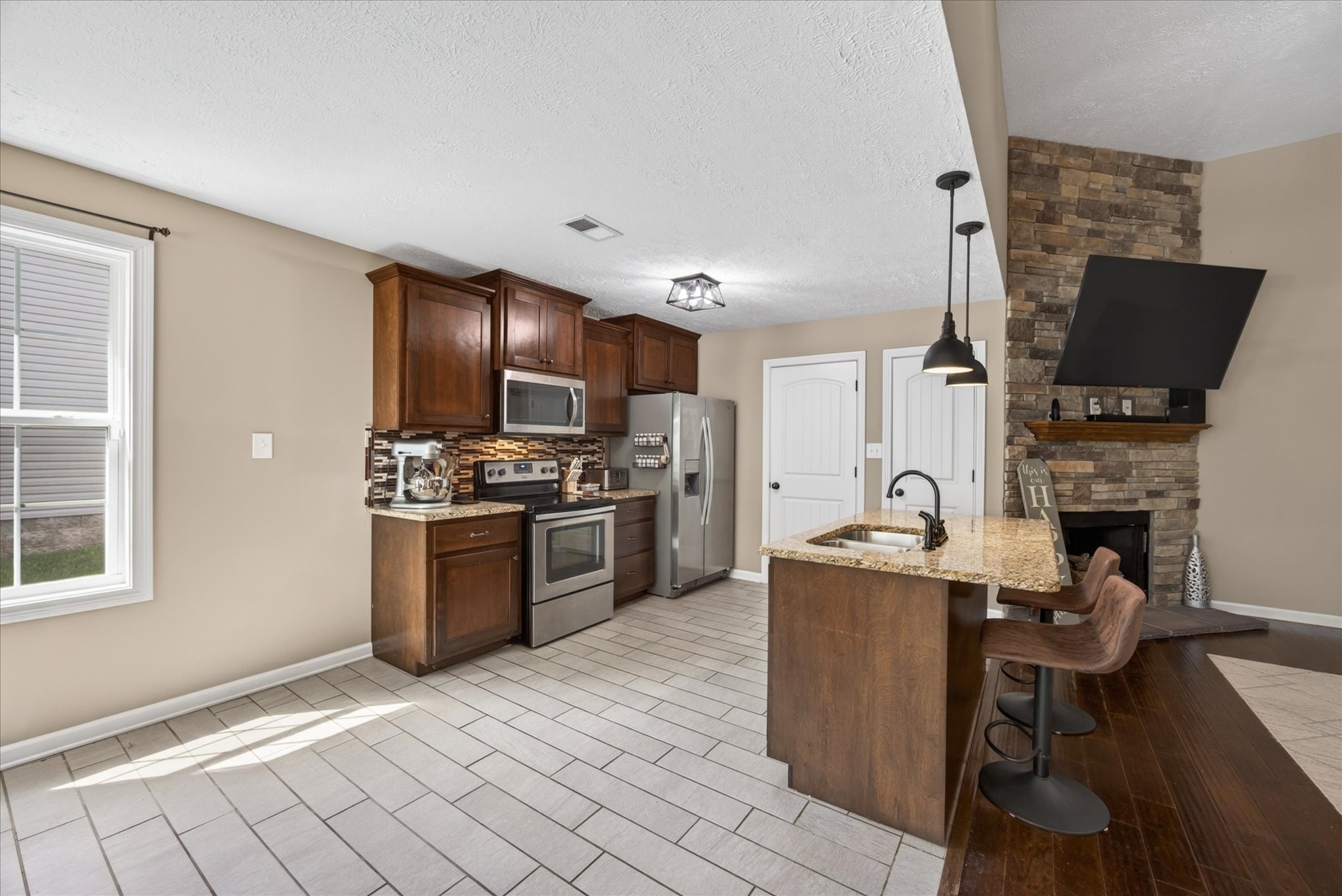 1388 Freedom Dr
