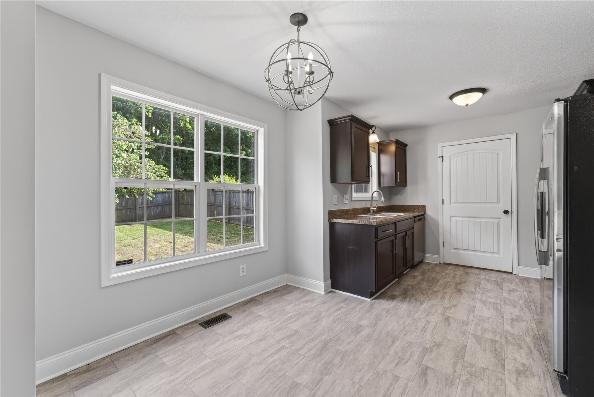 1307 Whitt Ln
