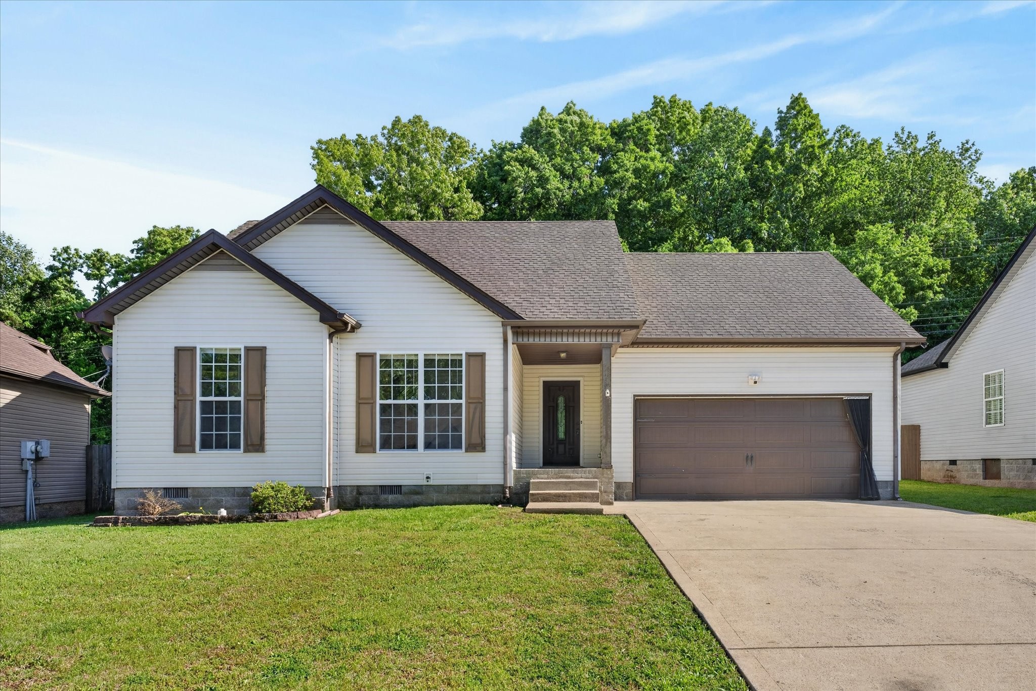 1307 Whitt Ln