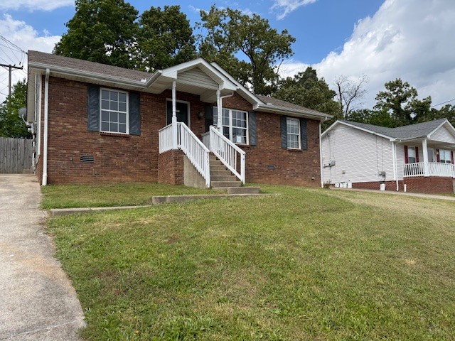 355 Donna Dr