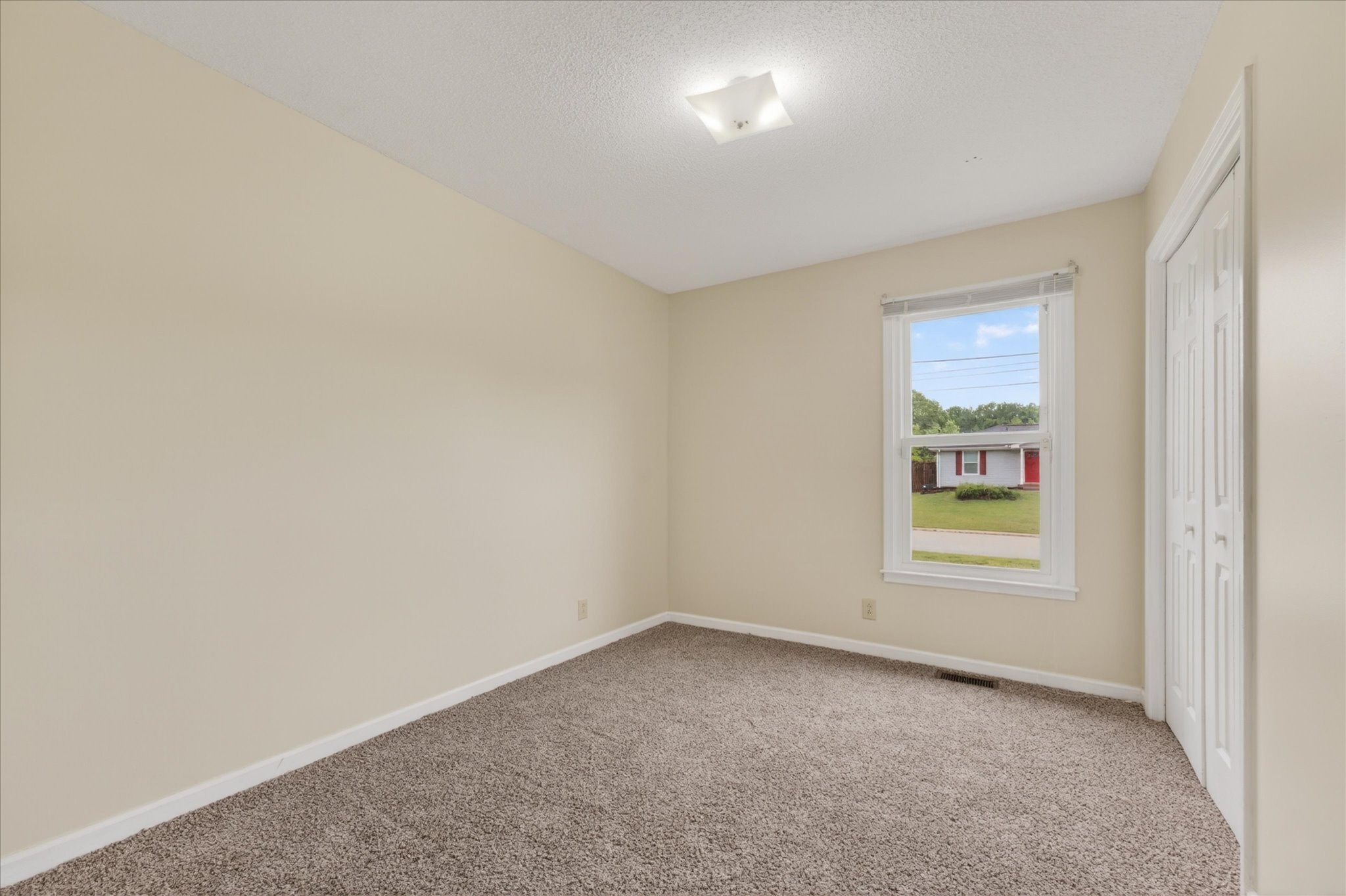557 Anita Dr