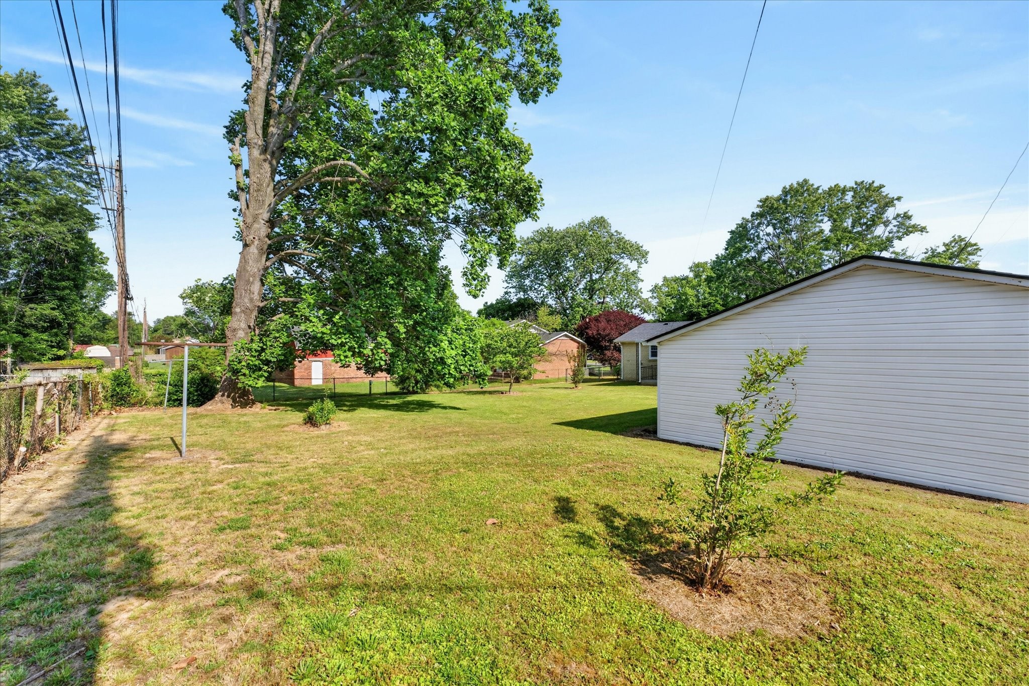 102 Rainbow St