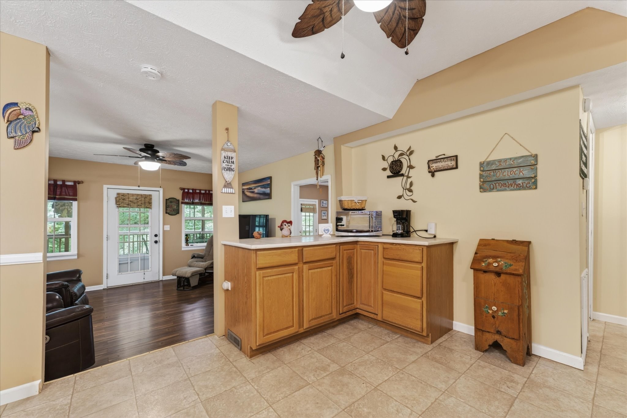 122 Lakeview Rd