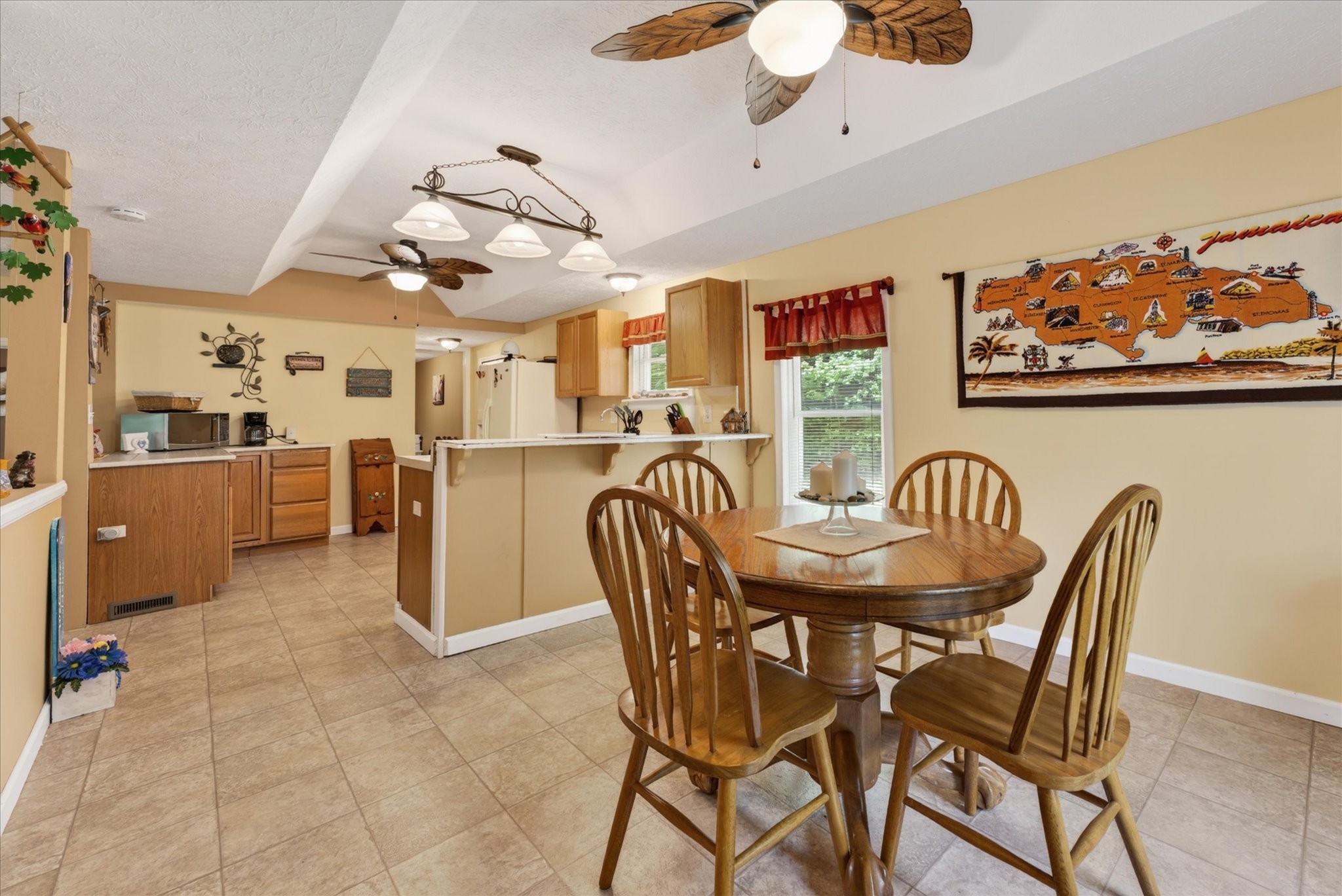 122 Lakeview Rd