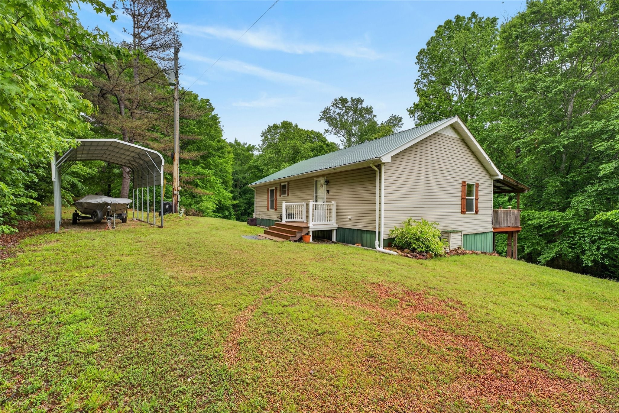 122 Lakeview Rd