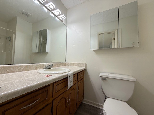 555 Anita Dr