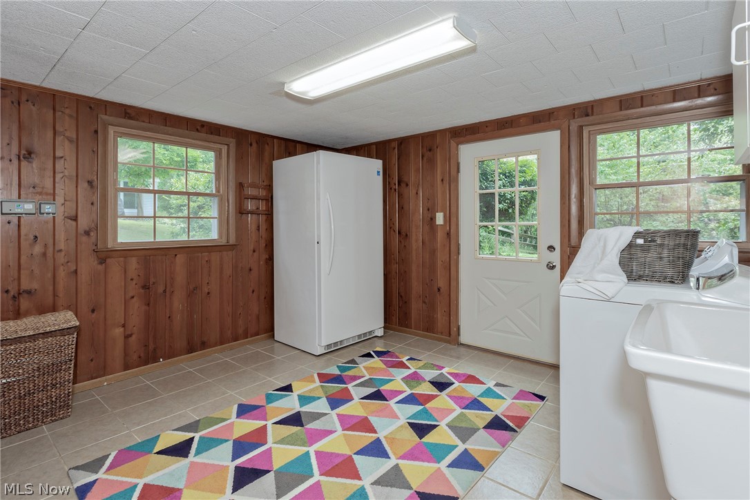 1405 Bell Road
