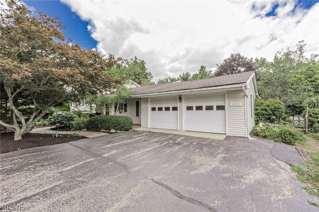 1405 Bell Road
