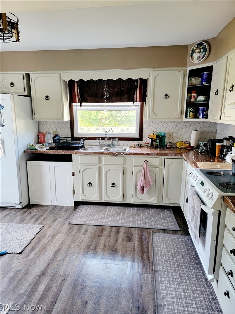 4333 W 187th Street