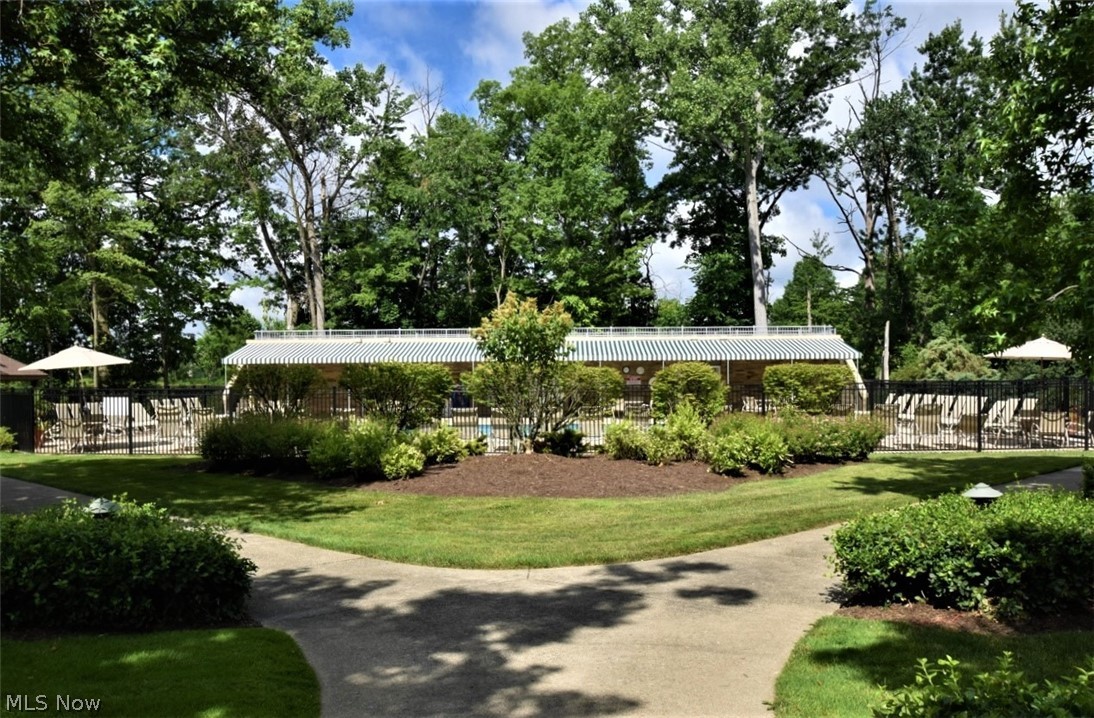 2112 Acacia Park Drive 211