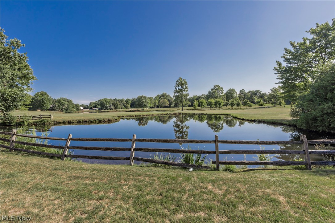 17543 Fairlawn Drive