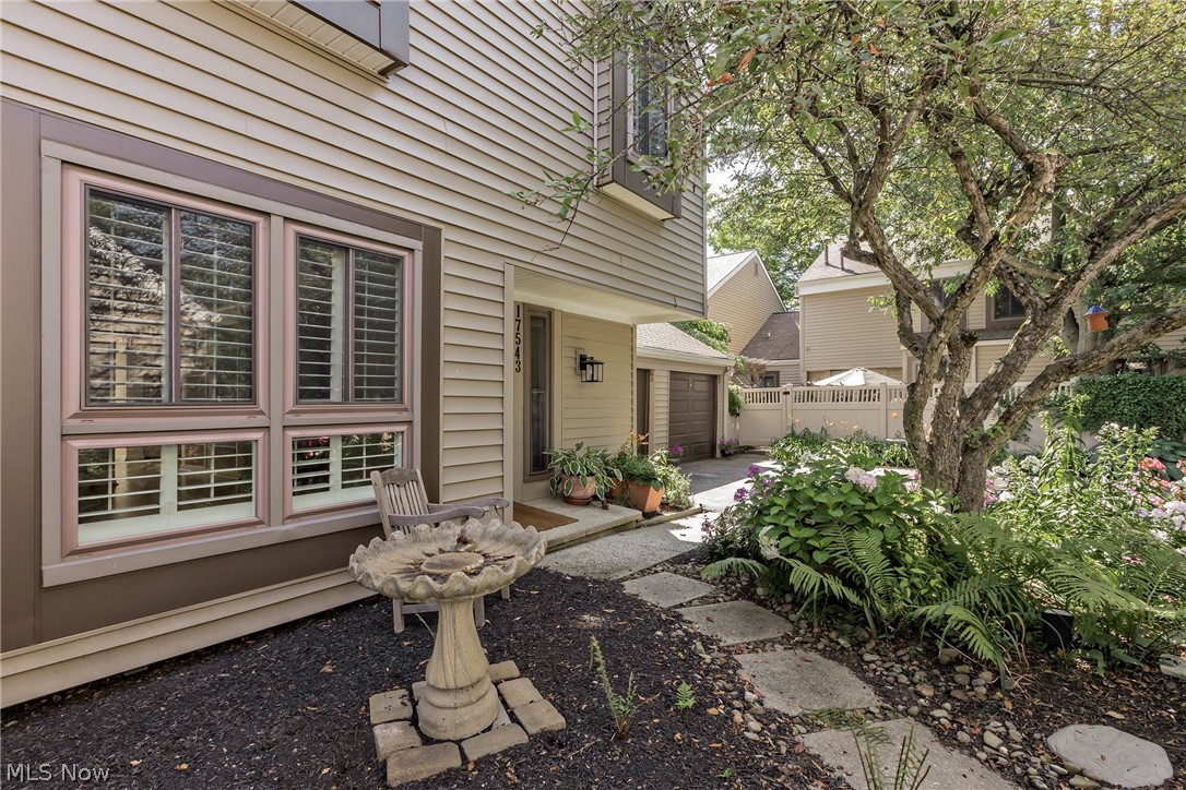 17543 Fairlawn Drive