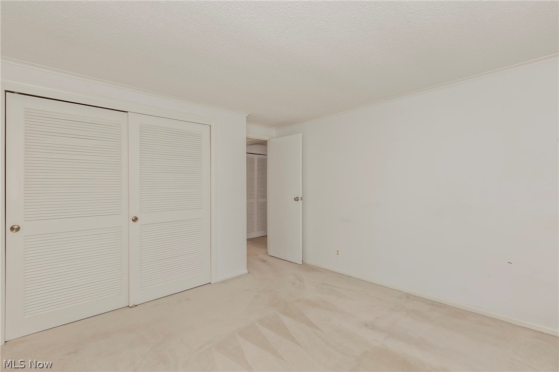 17543 Fairlawn Drive