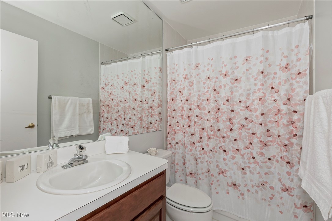 109 Fox Hollow Court 109