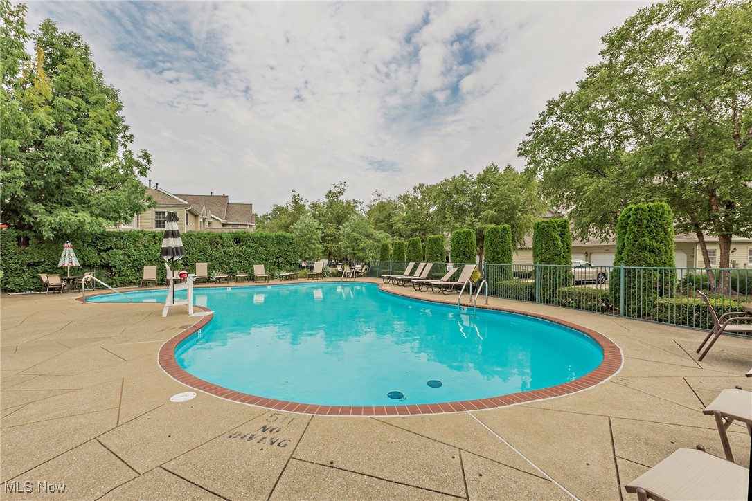 109 Fox Hollow Court 109