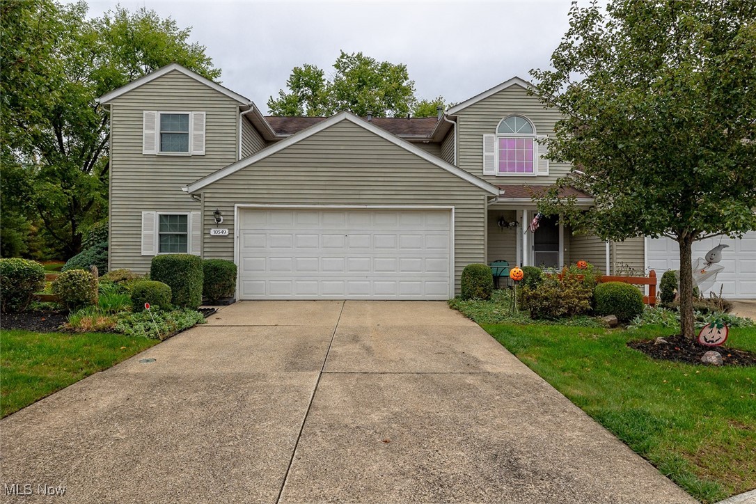 10549 Leawood Oval