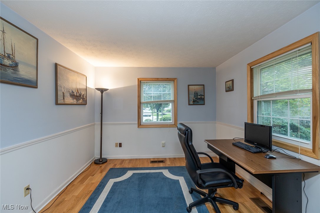 10549 Leawood Oval