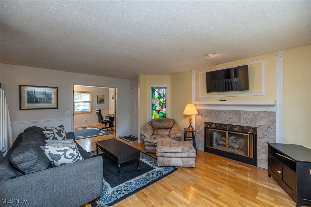 10549 Leawood Oval