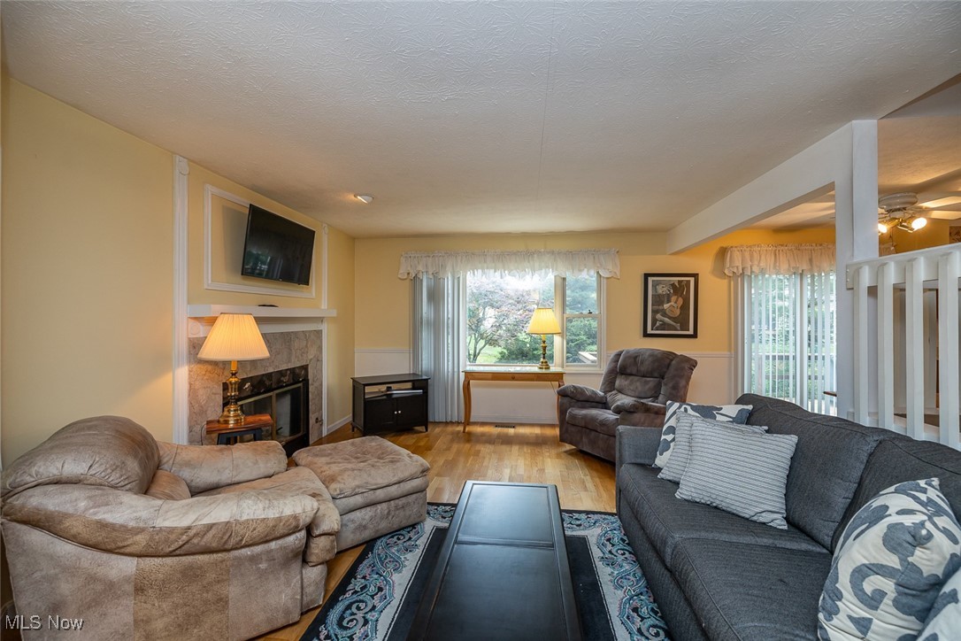 10549 Leawood Oval