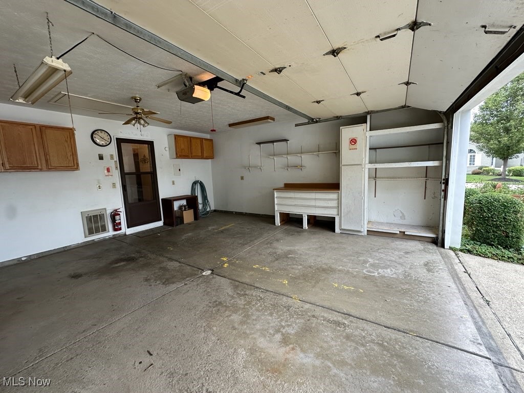 10549 Leawood Oval