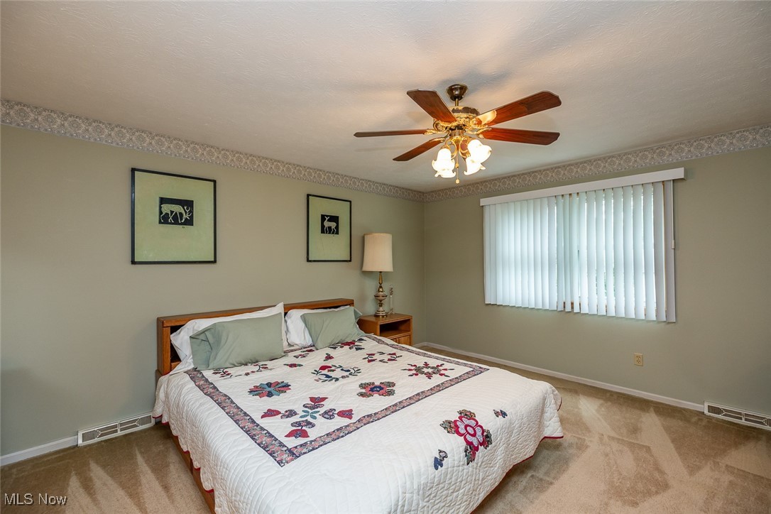 10549 Leawood Oval