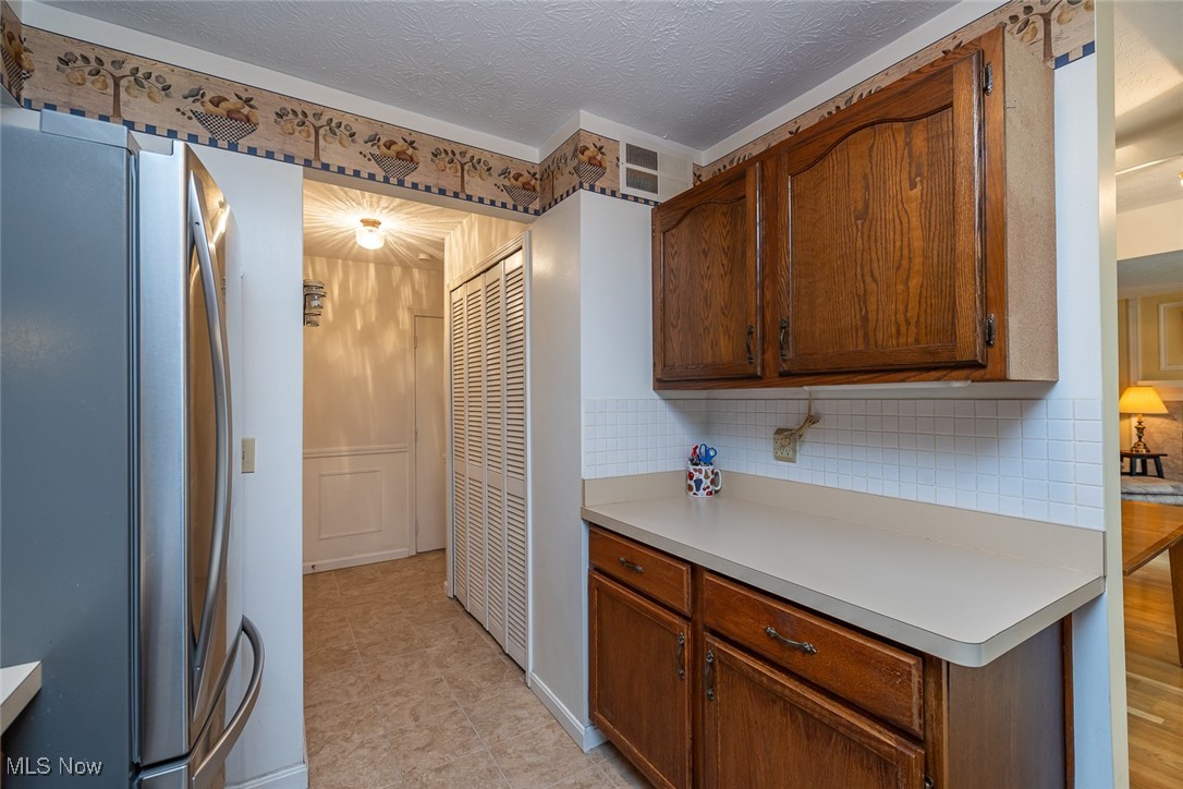 10549 Leawood Oval
