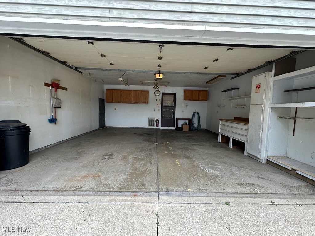 10549 Leawood Oval