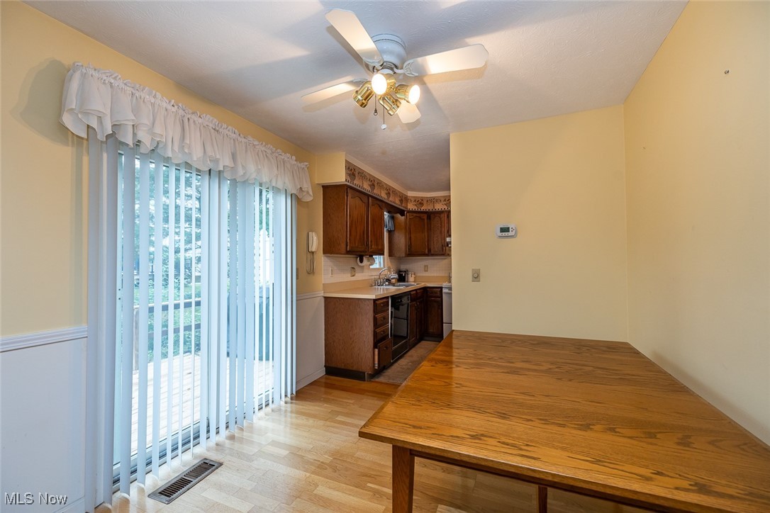 10549 Leawood Oval