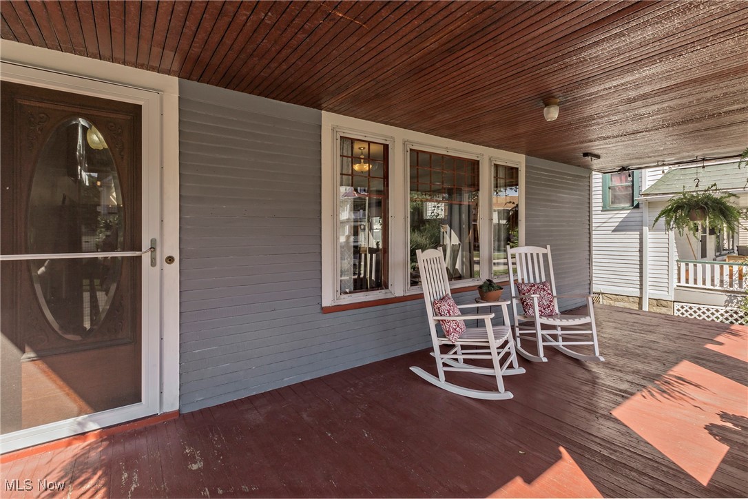 1212 Warren Road