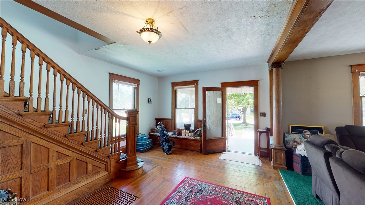 525 E 2nd Street