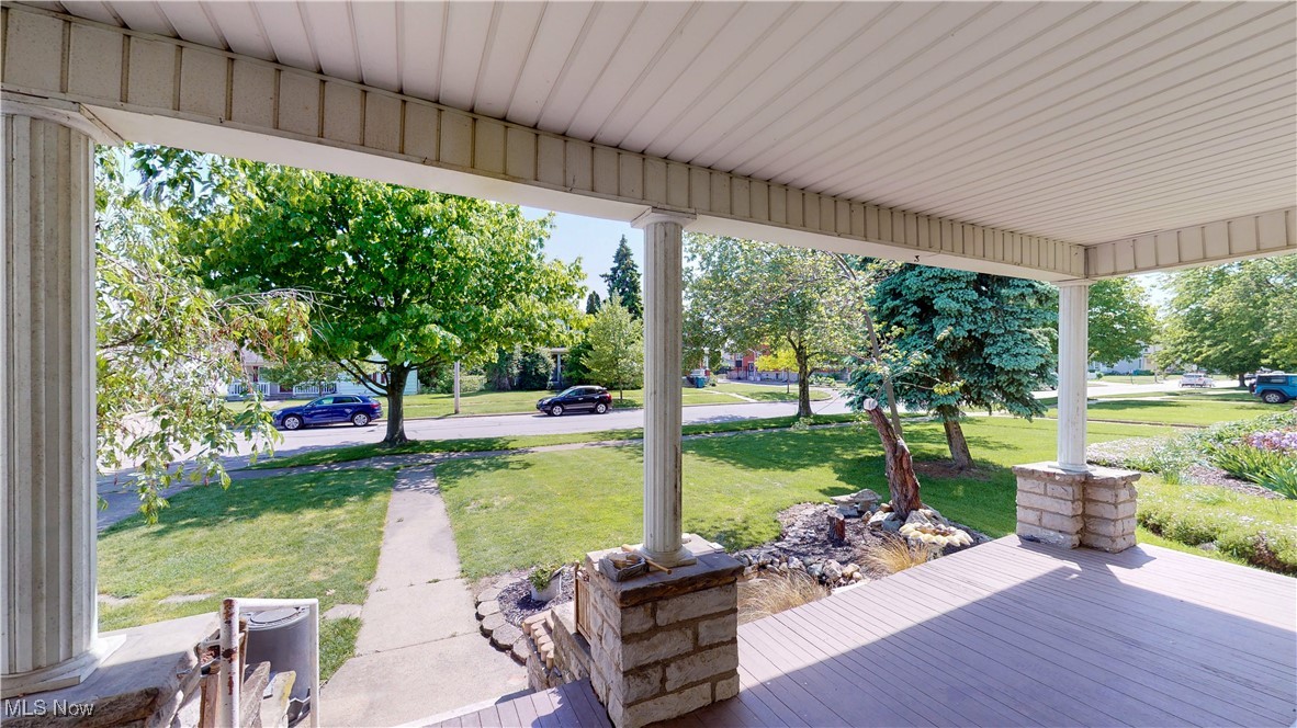 525 E 2nd Street