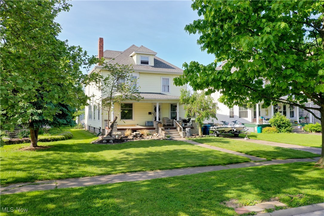 525 E 2nd Street