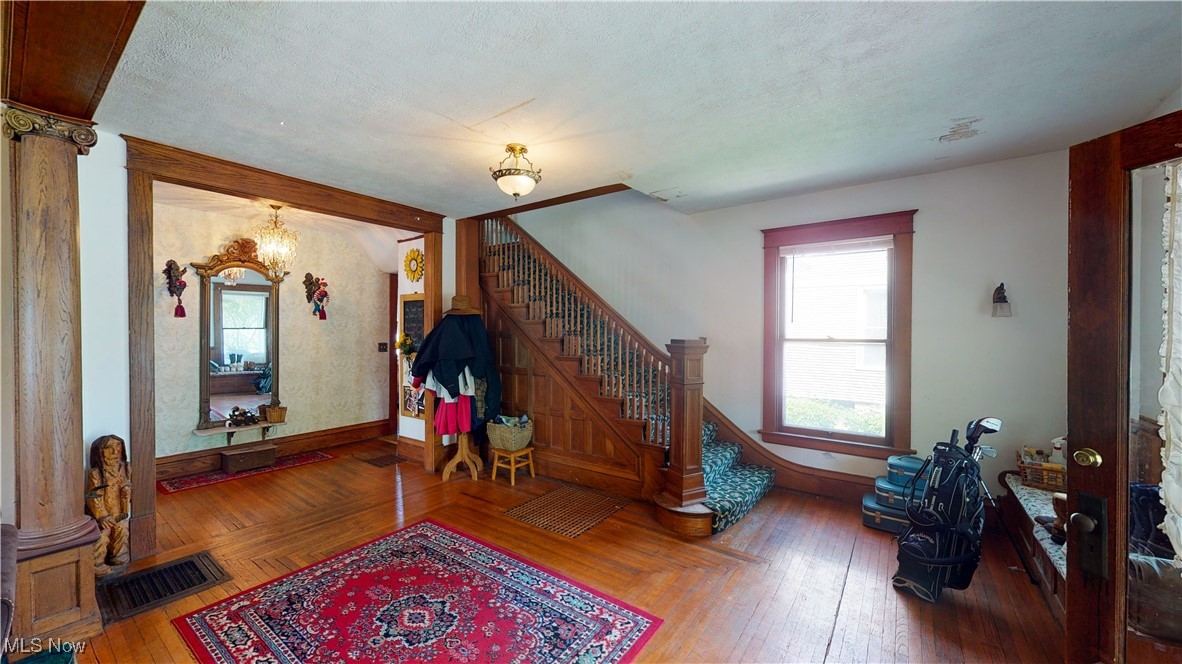 525 E 2nd Street