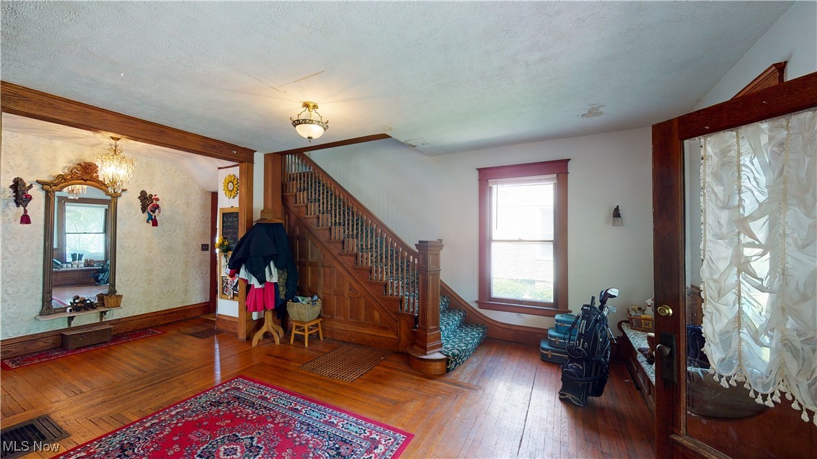 525 E 2nd Street
