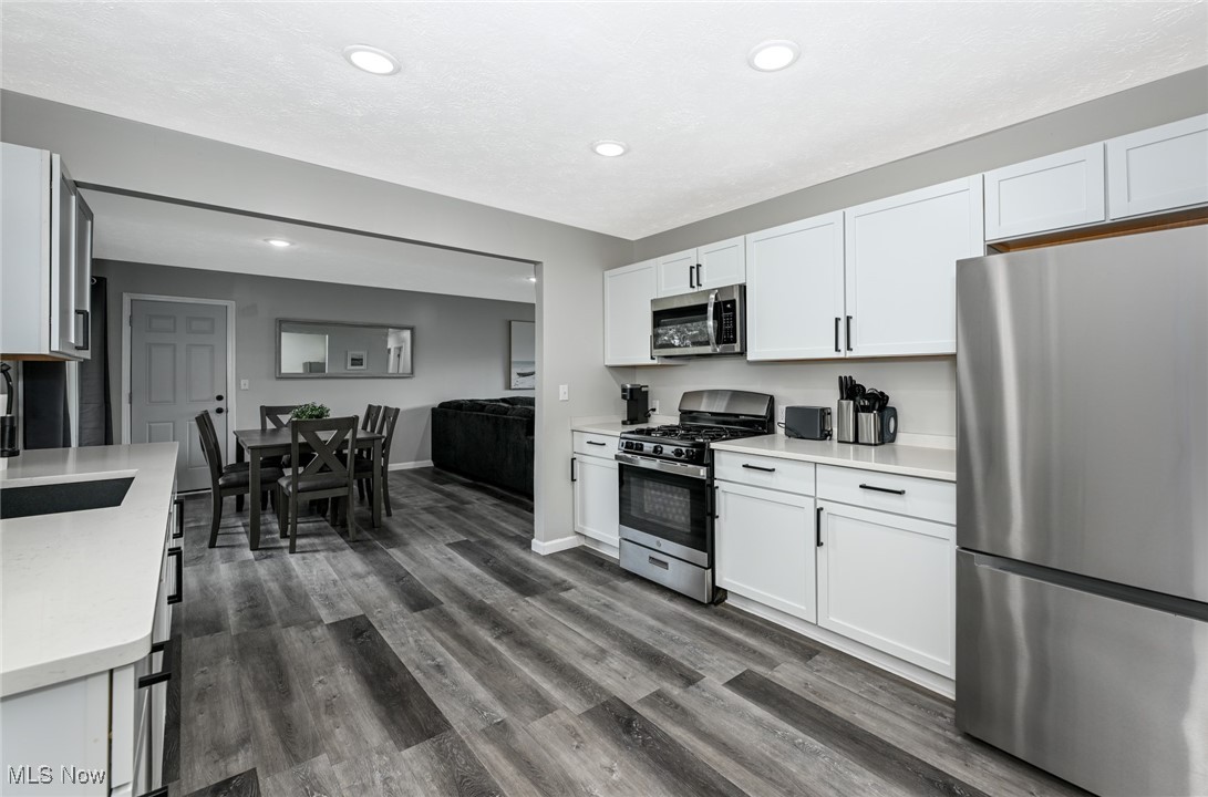 5962 Kimberly Drive