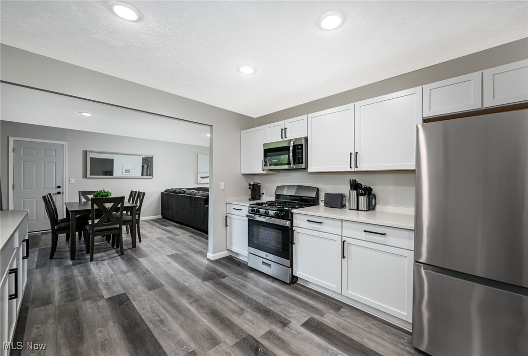 5962 Kimberly Drive